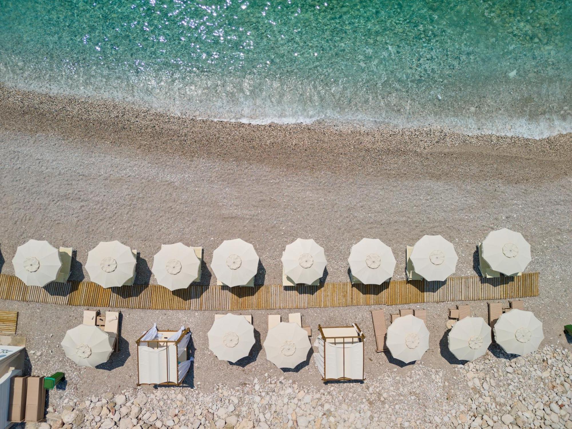 ĀNANTI Resort, Residences&Beach Club Sveti Stefan Exterior foto